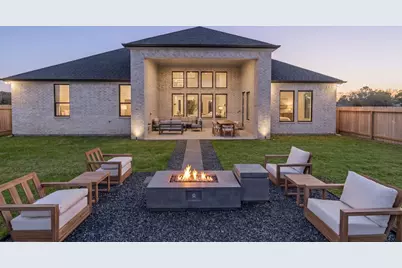 2304 Friendswood Trail, Friendswood, TX 77546 - Photo 3