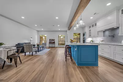 880 Tully Road #14, Houston, TX 77079 - Photo 11