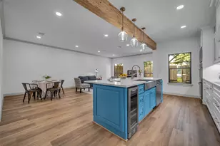 880 Tully Rd, Houston, TX 77079 - Photo 17