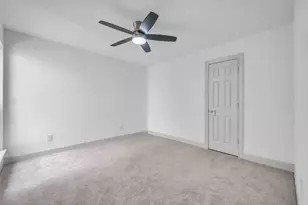 880 Tully Rd, Houston, TX 77079 - Photo 31