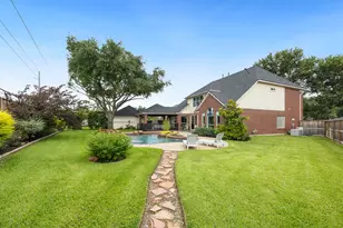 1914 Rosewood Ln, Sugar Land, TX 77479 - Photo 45