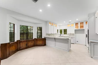 6 Thornhedge Court, The Woodlands, TX 77381 - Photo 13