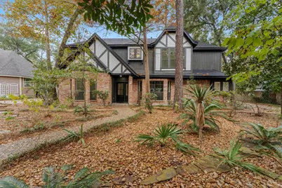6 Thornhedge Court, The Woodlands, TX 77381 - Photo 1
