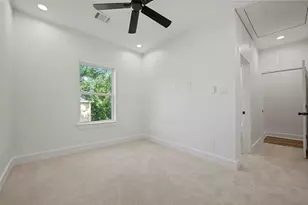 8421 Venus St, Houston, TX 77088 - Photo 49