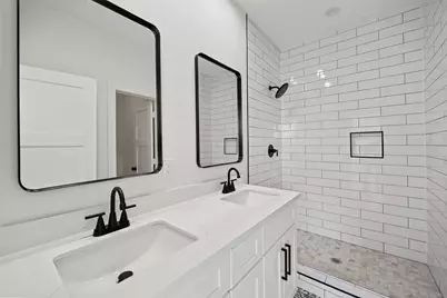 8421 Venus Street #A B, Houston, TX 77088 - Photo 23