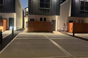 8421 Venus St, Houston, TX 77088 - Photo 3