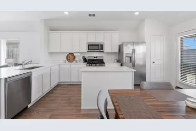 651 Spring Ashberry Court, Magnolia, TX 77354 - Photo 11