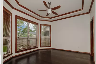 14 Graceful Elm Court, The Woodlands, TX 77381 - Photo 9