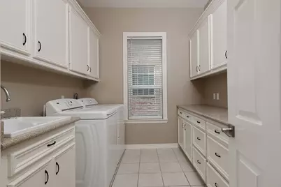 14 Graceful Elm Court, The Woodlands, TX 77381 - Photo 17