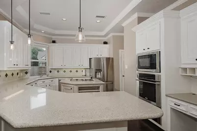 14 Graceful Elm Court, The Woodlands, TX 77381 - Photo 15