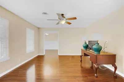 2202 Palomar Street, Baytown, TX 77520 - Photo 3