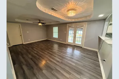 4602 Nichols Street, Houston, TX 77020 - Photo 9
