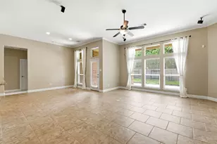 13914 TallHeath Ct, Houston, TX 77044 - Photo 19