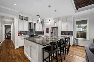 1105 Tabor St, Houston, TX 77009 - Photo 9
