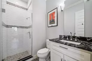 1105 Tabor St, Houston, TX 77009 - Photo 17