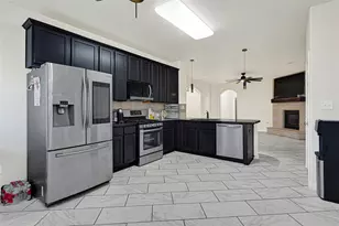 4743 Bay Vista Dr, Baytown, TX 77523 - Photo 9