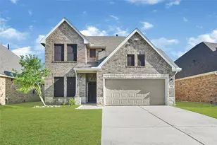 4743 Bay Vista Dr, Baytown, TX 77523 - Photo 1