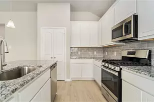 855 Waukegan Rd, Conroe, TX 77306 - Photo 13