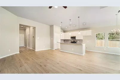 855 Waukegan Road, Conroe, TX 77306 - Photo 5