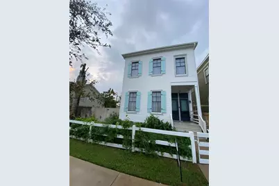 2121 Avenue K #2nd FL, Galveston, TX 77550 - Photo 1