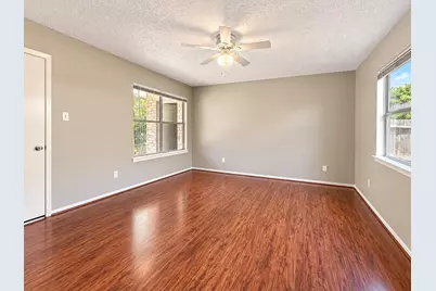 8619 Grand Knolls Drive, Houston, TX 77083 - Photo 5