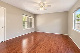 8619 Grand Knolls Dr, Houston, TX 77083 - Photo 5