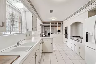 1603 Bethlehem St, Houston, TX 77018 - Photo 11