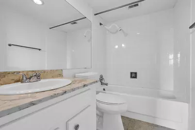 3614 Montrose Boulevard #900, Houston, TX 77006 - Photo 29
