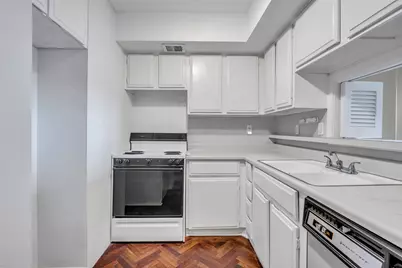 3614 Montrose Boulevard #900, Houston, TX 77006 - Photo 21