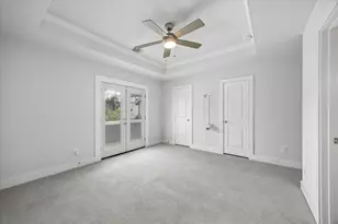 761 E 33rd St, Houston, TX 77022 - Photo 11