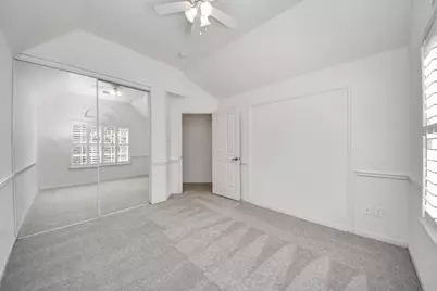 103 E Lakeridge Drive, The Woodlands, TX 77381 - Photo 43