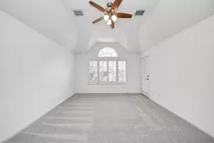 103 E Lakeridge Dr, The Woodlands, TX 77381 - Photo 31