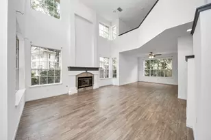 103 E Lakeridge Dr, The Woodlands, TX 77381 - Photo 5