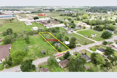 710 Palacios Street, El Campo, TX 77437 - Photo 1