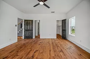 809 W Taylor Ave, Port O'Connor, TX 77982 - Photo 17