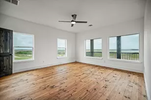 809 W Taylor Ave, Port O'Connor, TX 77982 - Photo 21