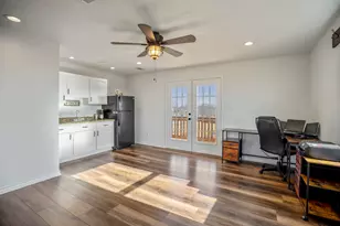 10009 County Rd 168, Alvin, TX 77511 - Photo 25