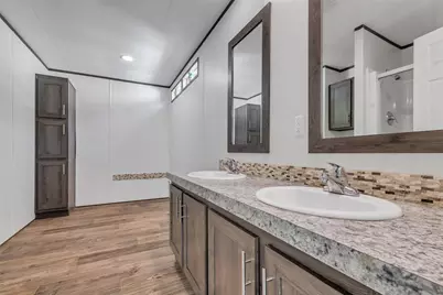 9529 Cypress Drive, Willis, TX 77318 - Photo 5