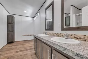 9529 Cypress Dr, Willis, TX 77318 - Photo 5