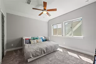 1711 Leilani Dr, Houston, TX 77055 - Photo 27