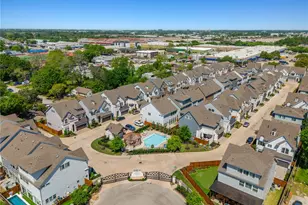 1711 Leilani Dr, Houston, TX 77055 - Photo 33