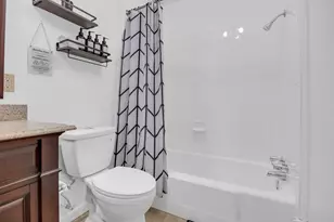5755 Cartagena St, Houston, TX 77035 - Photo 13