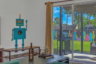 5755 Cartagena St, Houston, TX 77035 - Photo 9