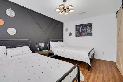 5755 Cartagena Street, Houston, TX 77035 - Photo 11