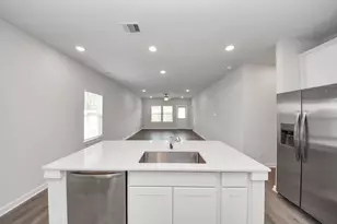 111 W Canopy Xing Cir, Conroe, TX 77301 - Photo 13