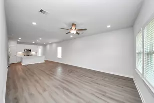 111 W Canopy Xing Cir, Conroe, TX 77301 - Photo 21