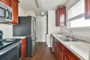 7600 Emmett F Lowry Expressway, Texas City, TX 77591 - Photo 9