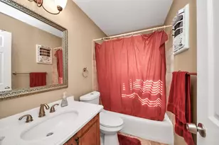2610 Pine St, Galveston, TX 77551 - Photo 11