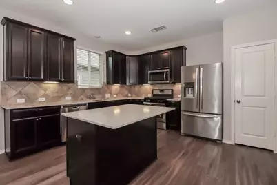 4290 Roaring Timber Drive, Conroe, TX 77304 - Photo 9