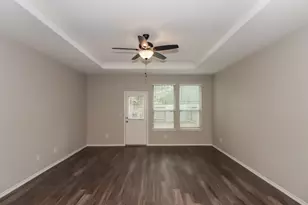 4290 Roaring Timber Dr, Conroe, TX 77304 - Photo 3